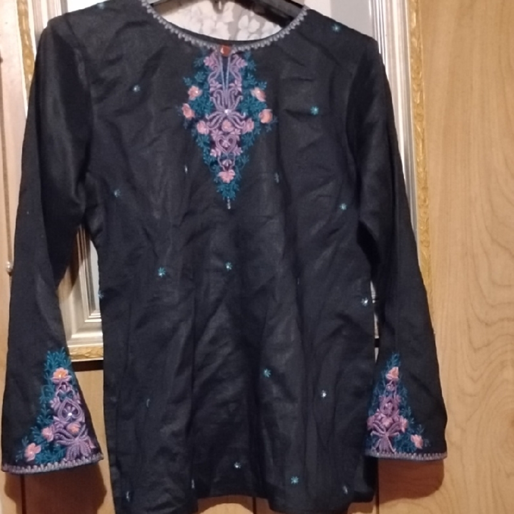 Ark & Co Black Embellished Long Sleeve Tunic